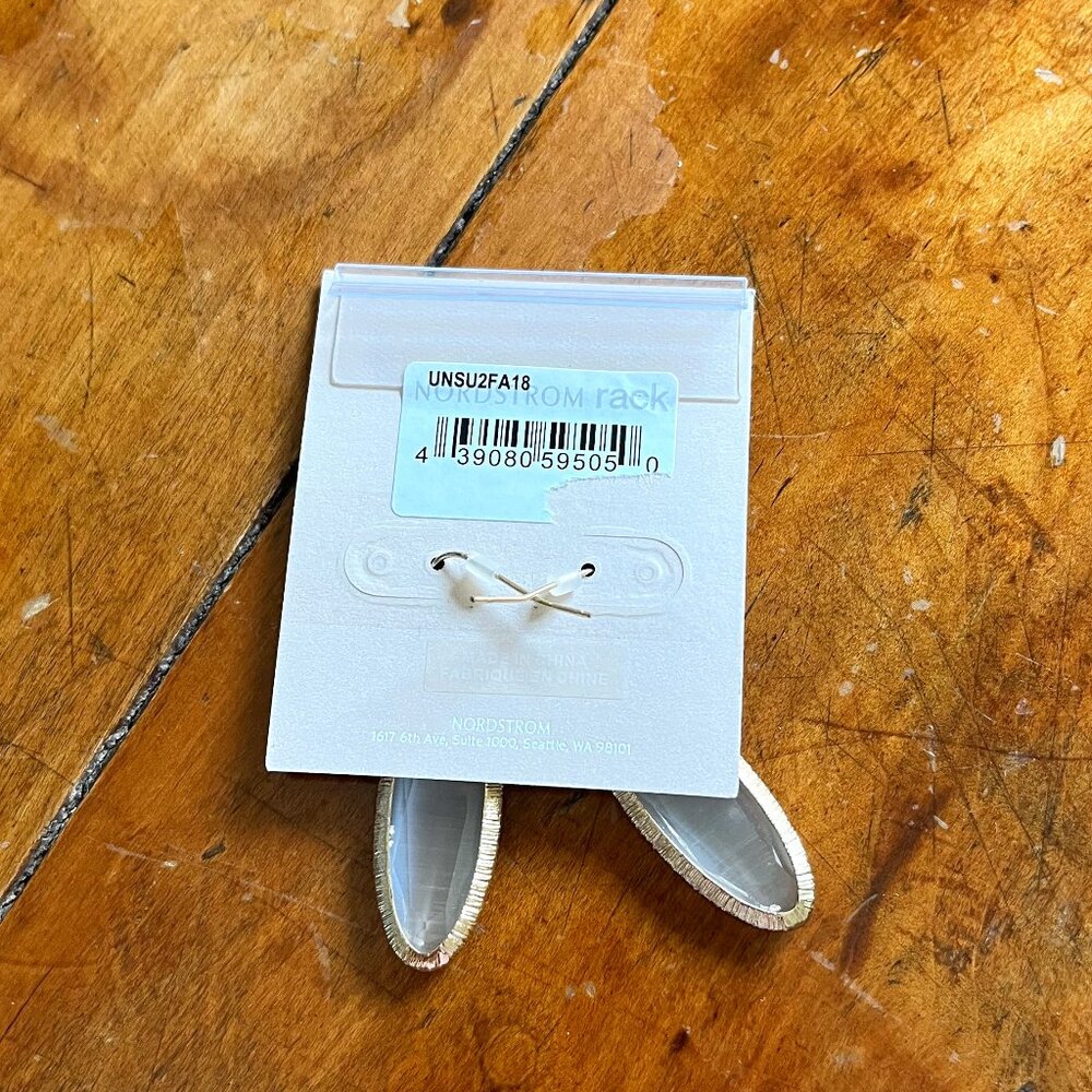 Nordstrom Rack 14th & Union Faceted Glass Drop Earrings NEW - Picture 2 of 2